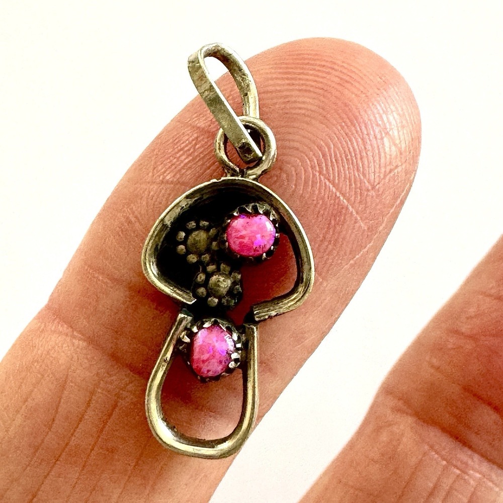 VTG Zuni Mushroom Pendant Hot Pink Opal 1in Estella Laate Native Amer 925 Mini
